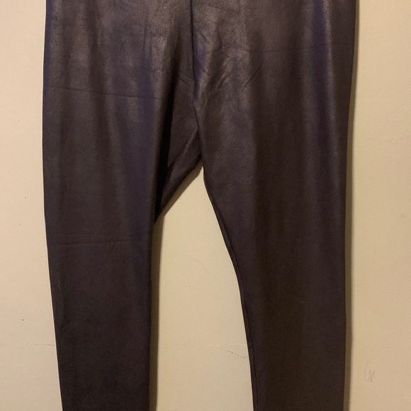 ❤️Simply Vera Vera Wang Black Leggings Ankle Length Size Large Polyester Spandex - Picture 6 of 7